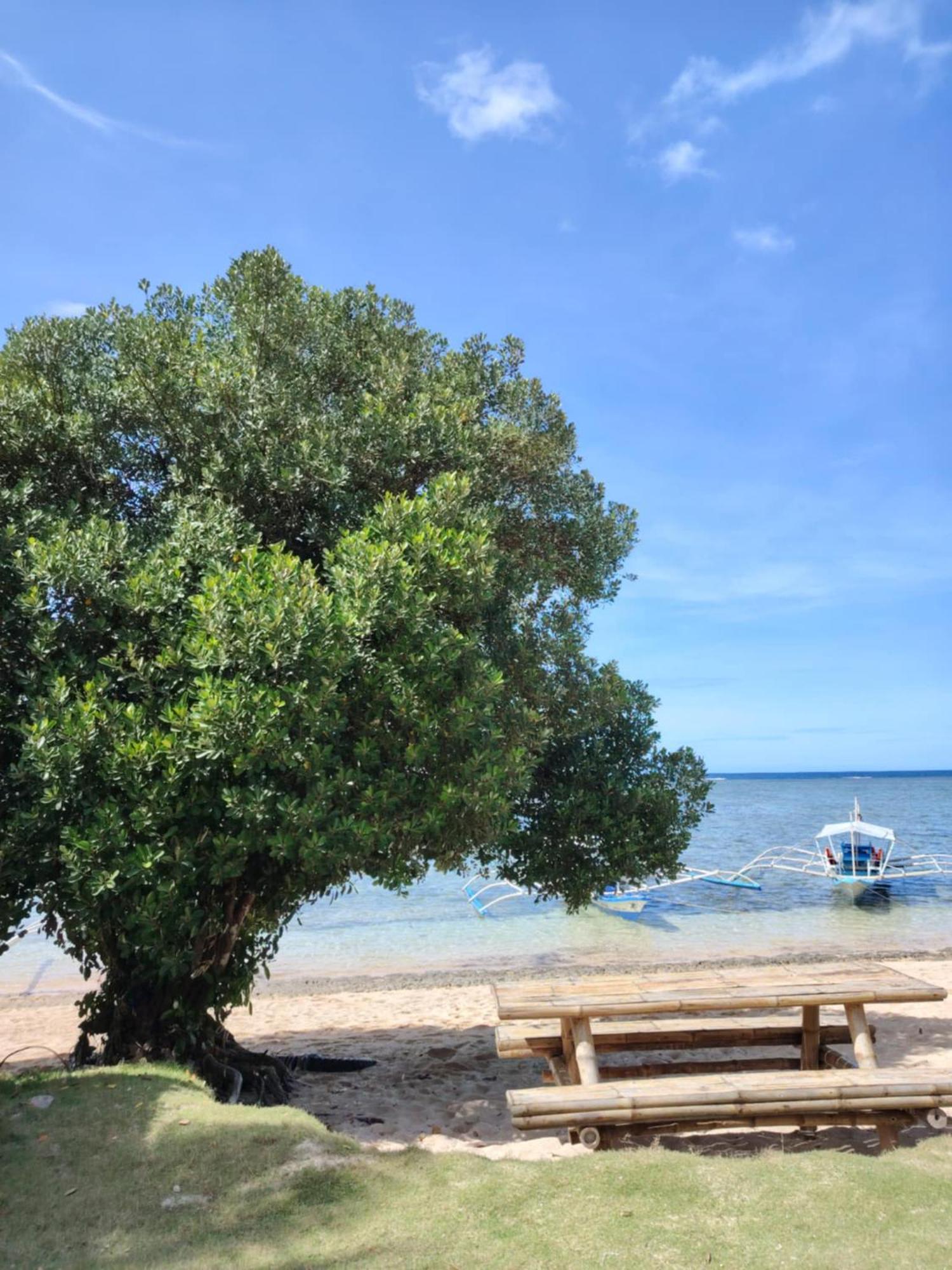 Ocam Ocam Sea Front Cottages Busuanga Exterior photo